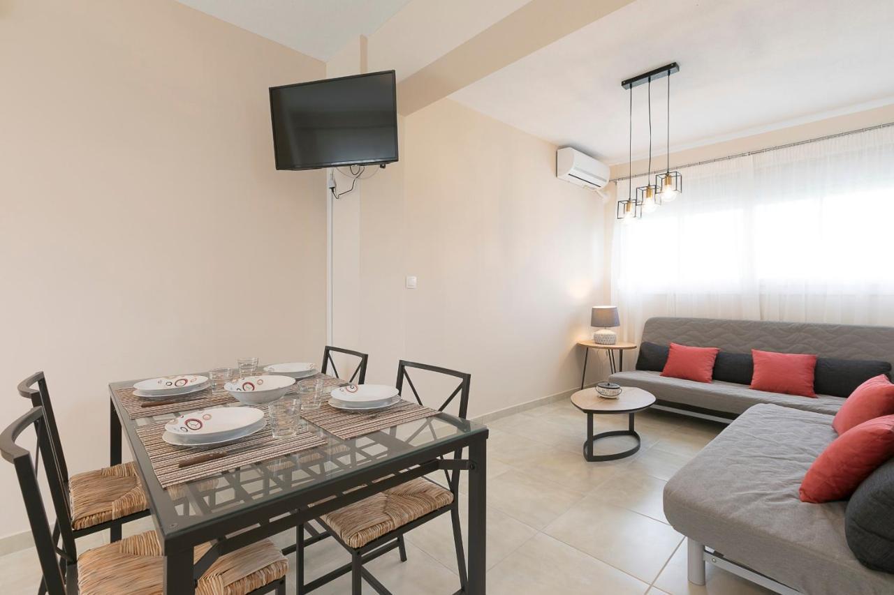 Palm Tree Apartments #Feelslikehome Ормос Пангиас Екстериор снимка